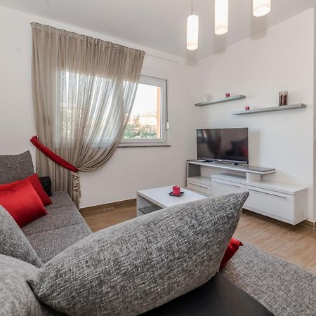 Apartments Kovacevic Вир Екстериор снимка