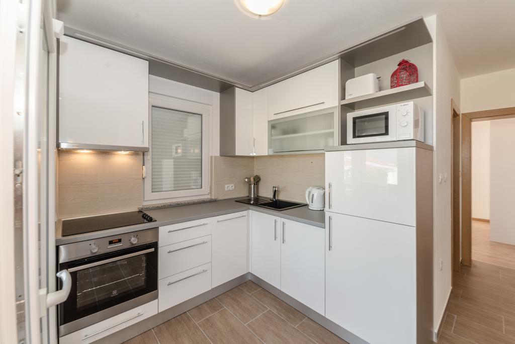 Apartments Kovacevic Вир Екстериор снимка